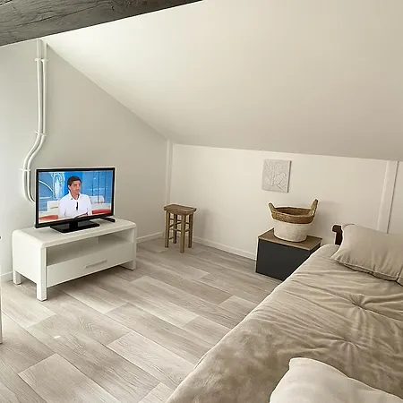 Pavillon A 10 Min De La Mer, Securisee, Terrasse Privee, 2 Chambres, Proche Commodites - Fr-1-732-58 בית נופש ארגלס-סור-מר